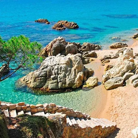 Tamarius Beach